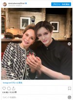 Matt化してる？　デヴィ夫人の加工後写真　※「デヴィ夫人」インスタグラム