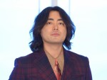 【写真】映画『はるヲうるひと』完成報告会見に登場した山田孝之