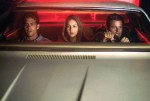 映画『ロードキラー』（2001）　こちらは『激突！』の青春スリラー版。自動車事故で急逝した人気俳優ポール・ウォーカー扮する青年とその兄が、帰省ドライブの退屈しのぎにからかったトラック運転手に延々とつきまとわれる。脚本・製作はハリウッドのヒットメイカー、J・J・エイブラムス。