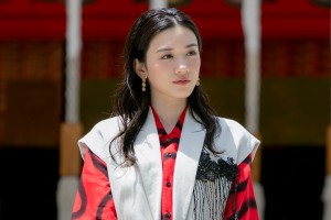 永野芽郁、映画『地獄の花園』祈願イベントに登場