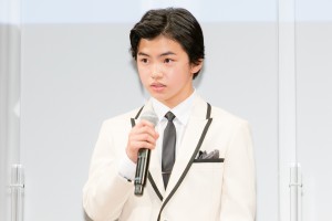 映画『明日の食卓』完成報告会に出席した柴崎楓雅