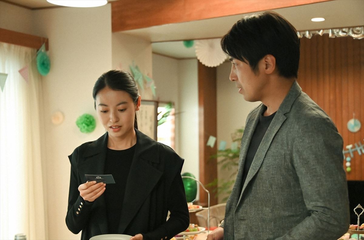 『リコカツ』“紘一”永山瑛太、“咲”北川景子を抱きしめ「離婚はやめよう」　視聴者「よく言った」