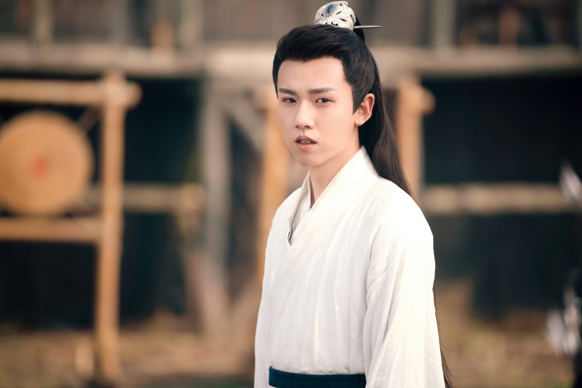 『紅蓮伝~失われた秘宝と永遠の愛~』主人公・左卿辞(さけいじ)を演じる新世代スター、ジャン・ヤオ(張耀)