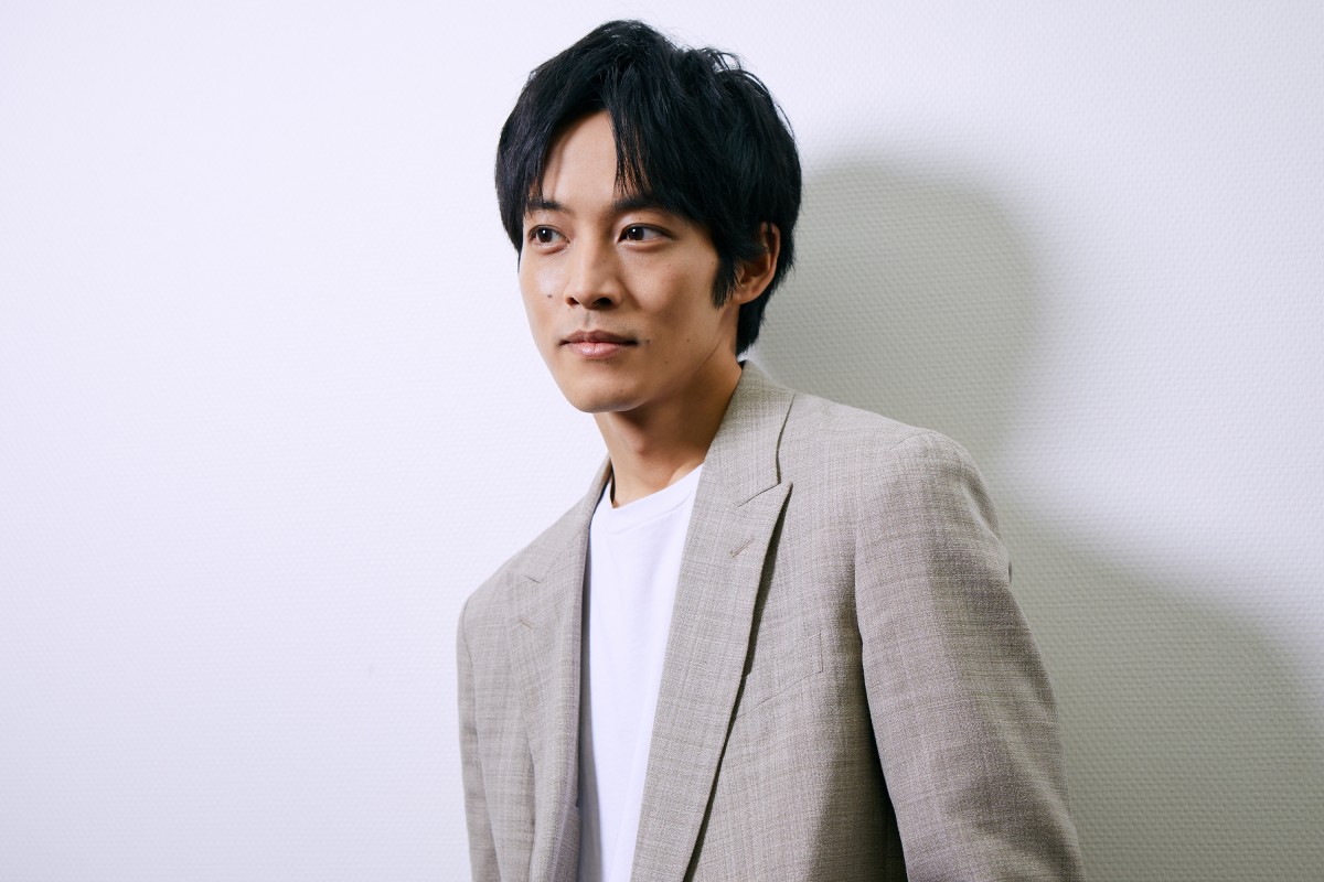 躍進する松坂桃李、休日は家でダラダラしたい　本音は「週休2日制」
