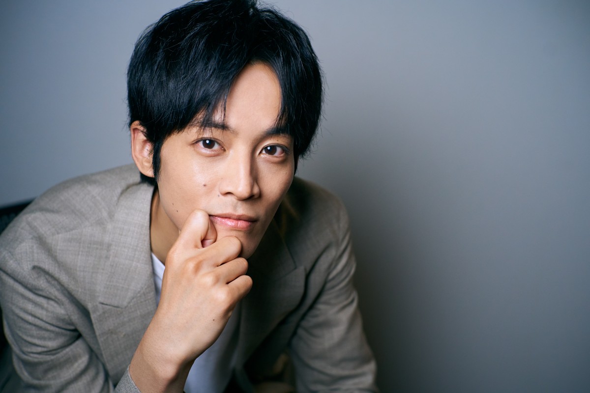 躍進する松坂桃李、休日は家でダラダラしたい　本音は「週休2日制」