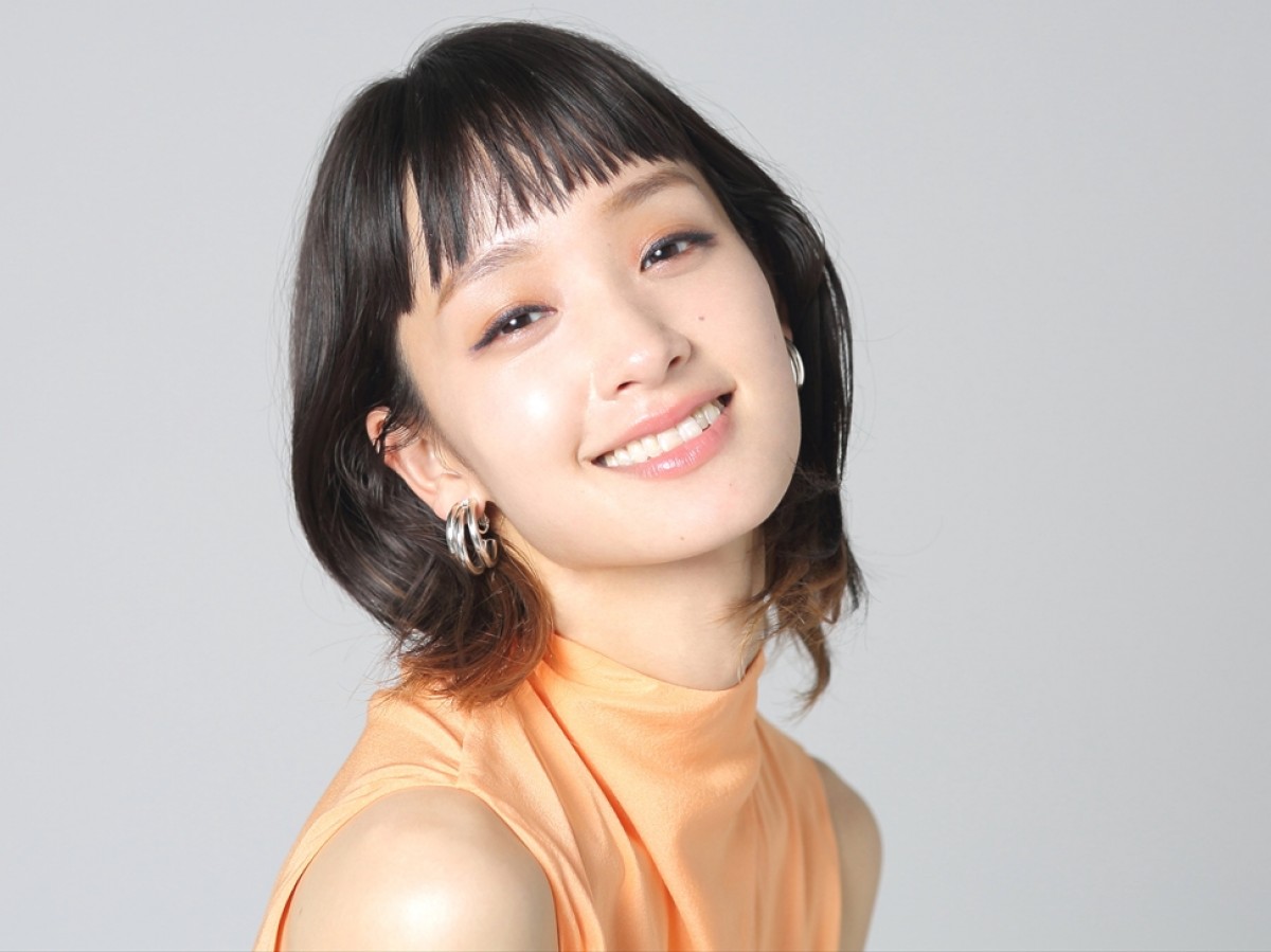 剛力彩芽、30歳の誕生日を報告「真っ直ぐに、いきます」　久々のベリーショートも公開