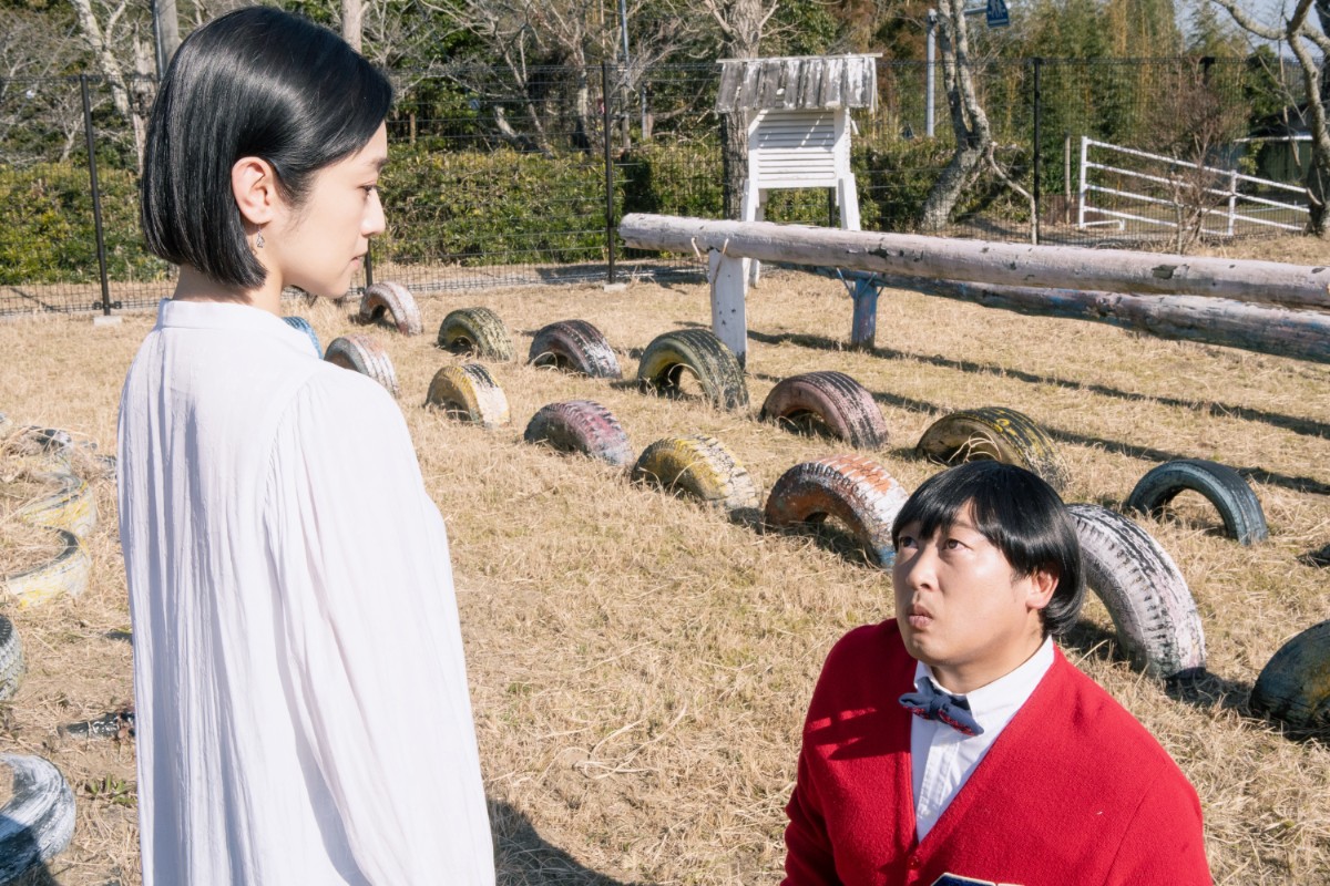 笑撃！　秋山竜次のクリエイティビティさく裂 『クリエイターズ・ファイル GOLD』場面写真解禁