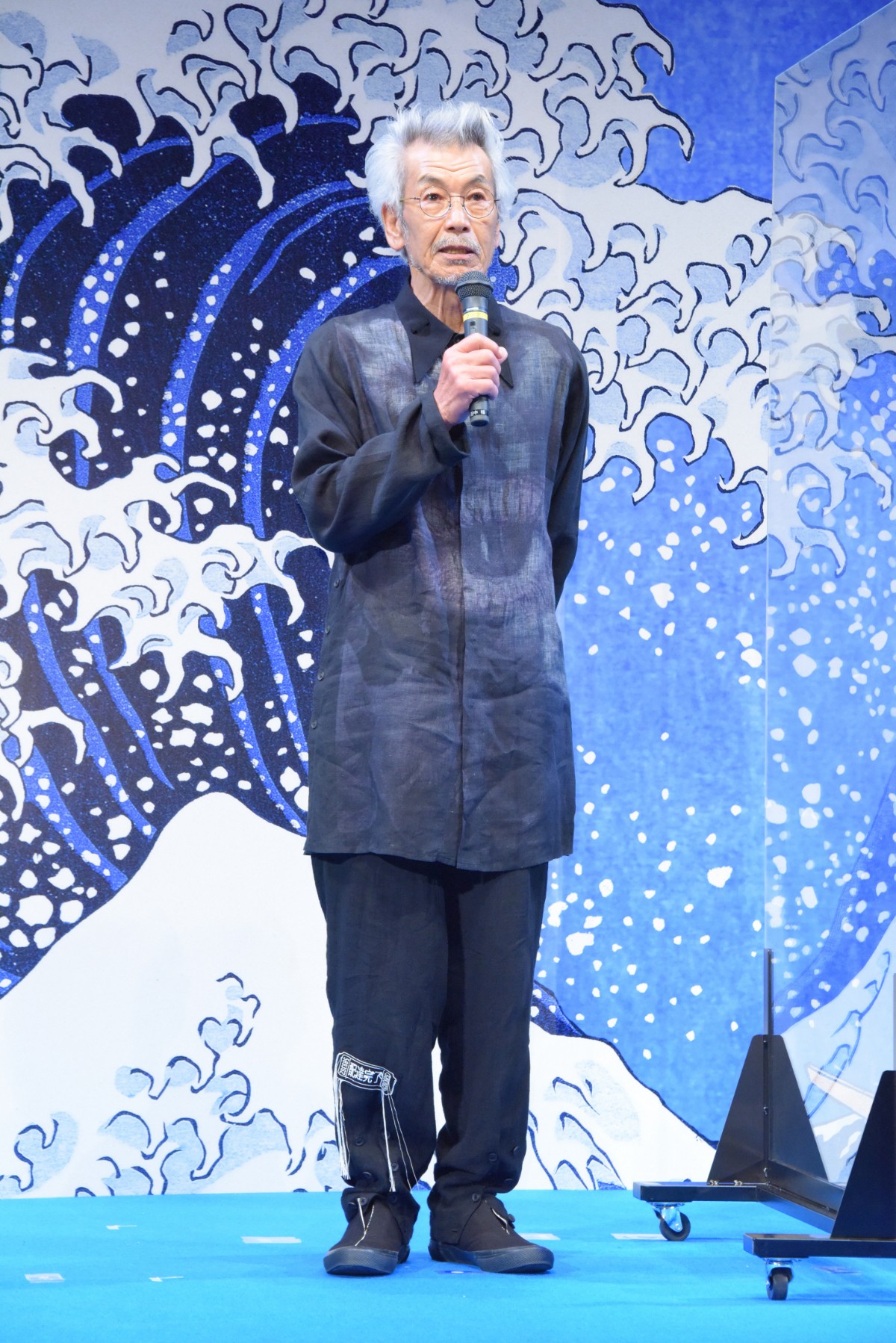 柳楽優弥「誰かハンカチを」　葛飾北斎の偉大さに圧倒されて汗？