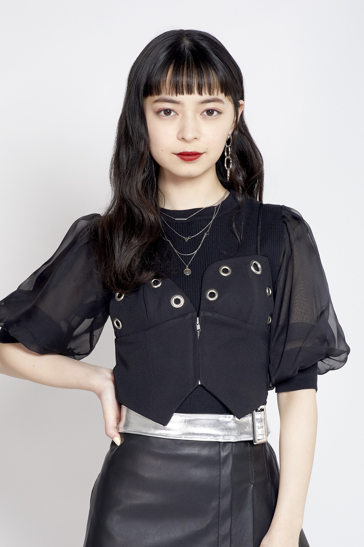 アンジュルム、新体制初のシングルは「かっこよく大人っぽい」トリプルA面　スタレビのカバー曲ほか