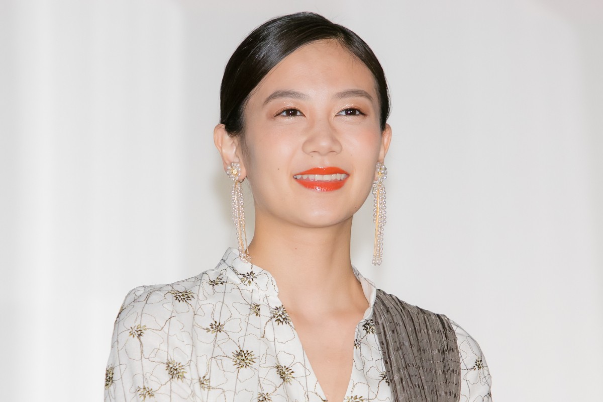 千眼美子、セーラー服姿は「これで最後かも」