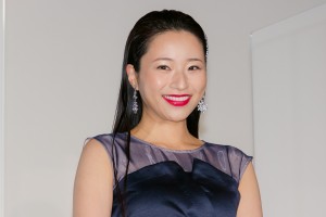 映画『美しき誘惑－現代の「画皮」－』初日舞台あいさつに登場した長谷川奈央