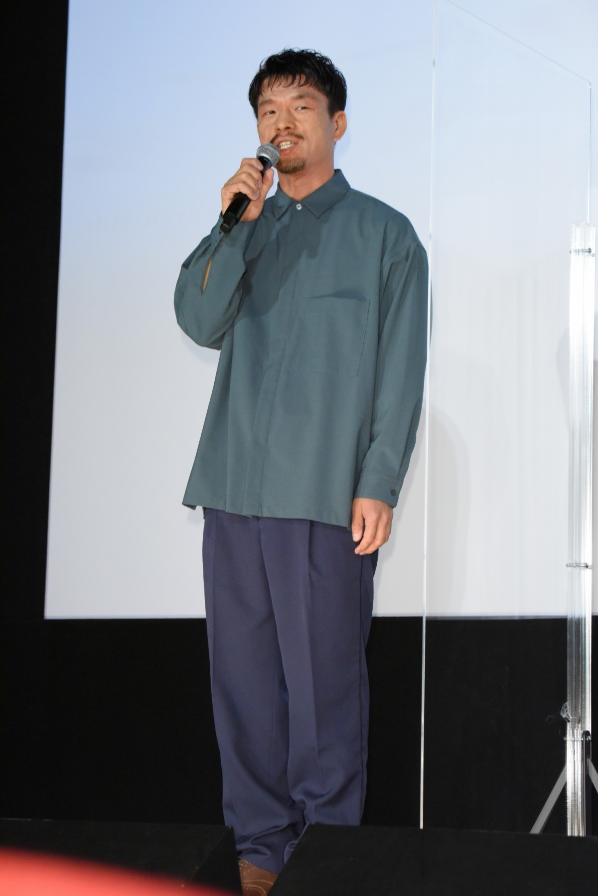 成田凌、トータス松本と『おちょやん』“嫌われコンビ”再会に笑顔