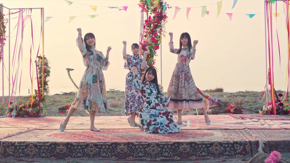 日向坂46シングル「君しか勝たん」収録　一期生・二期生・三期生別の楽曲MVが解禁