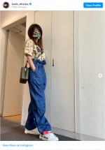 【写真】工藤静香、迷彩＆デニムファッションに反響　「カジュアルで素敵」「ラフに見えない高級感」