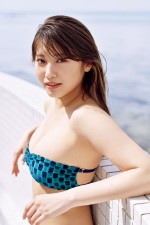 【写真】「制コレ18」古田愛理18歳、チューブトップビキニ姿　爽やか美ボディ披露