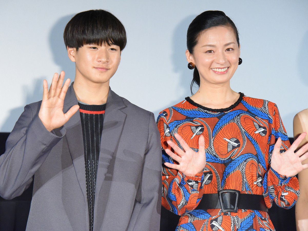 尾野真千子、コロナ禍の女優業危機を号泣告白「恐怖が襲ってきた」