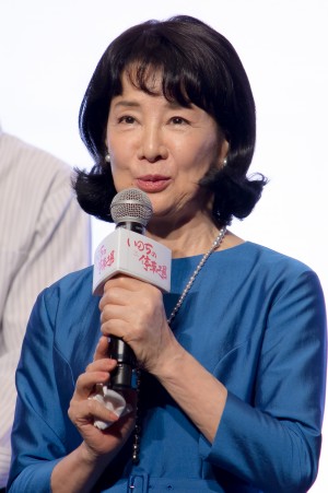 映画『いのちの停車場』公開記念舞台あいさつに登場した吉永小百合