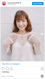 スザンヌ、透け感あふれる夏服ショットがかわいすぎる　※「スザンヌ」インスタグラム