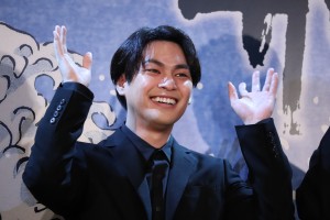 映画『HOKUSAI』公開直前ヒット祈願報告会イベントに登場した柳楽優弥