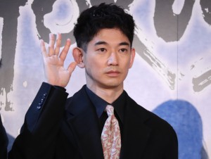 映画『HOKUSAI』公開直前ヒット祈願報告会イベントに登場した永山瑛太