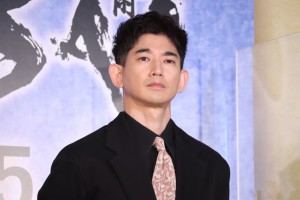 映画『HOKUSAI』公開直前ヒット祈願報告会イベントに登場した永山瑛太