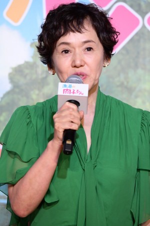 劇場アニメ映画『漁港の肉子ちゃん』完成報告会に登場した大竹しのぶ