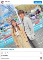 石原さとみ＆綾野剛の遊園地デートショット　※ドラマ『恋はDeepに』インスタグラム