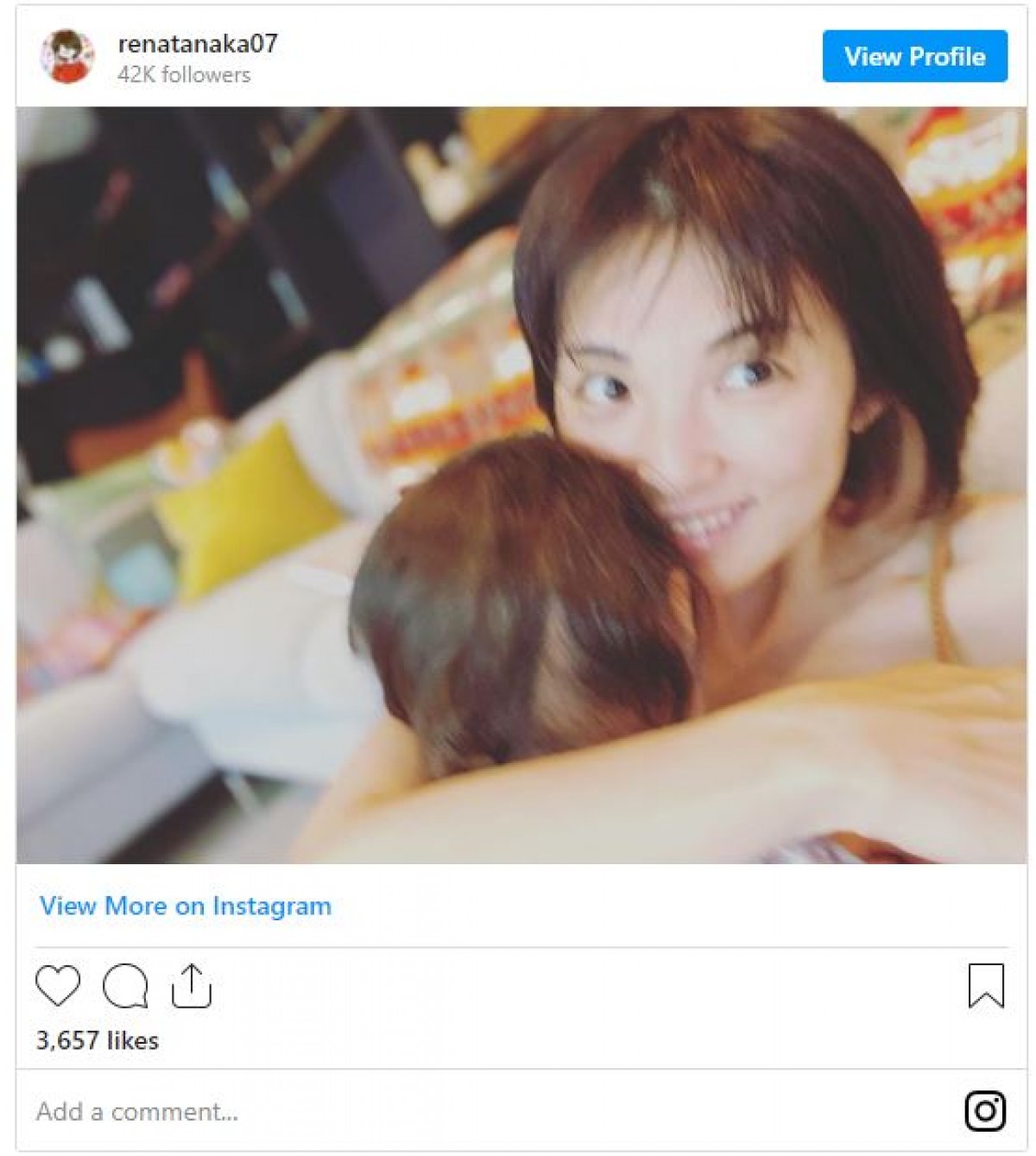 田中麗奈41歳に　1歳長女を抱きしめる姿に「すっかりお母さんの顔」の声