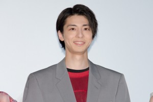 『映画 賭ケグルイ　絶体絶命ロシアンルーレット』特別先行上映舞台あいさつに登場した高杉真宙