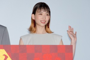 『映画 賭ケグルイ　絶体絶命ロシアンルーレット』特別先行上映舞台あいさつに登場した森川葵