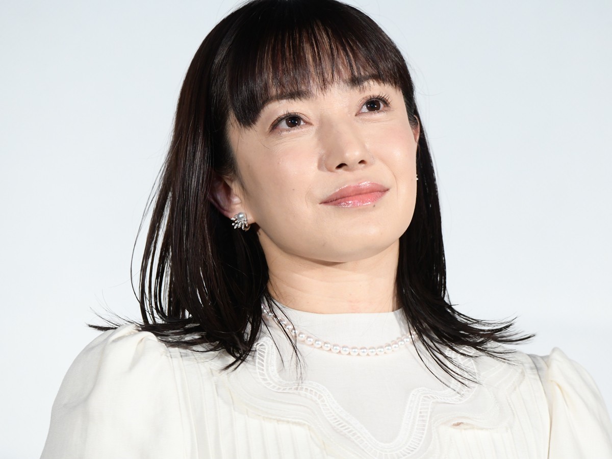 菅野美穂、10年ぶりの主演映画公開に笑顔「みなさんとお会いできてうれしい」