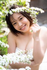 【写真】新田あゆな、純白ビキニ　フレッシュな魅力さく裂