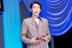 第30回日本映画批評家大賞授賞式にプレゼンターとして出席した窪塚洋介