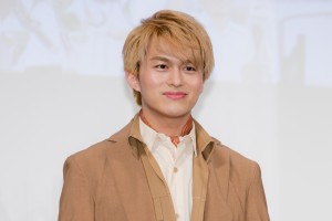 映画『ブルーヘブンを君に』公開直前イベントに登場した小林豊