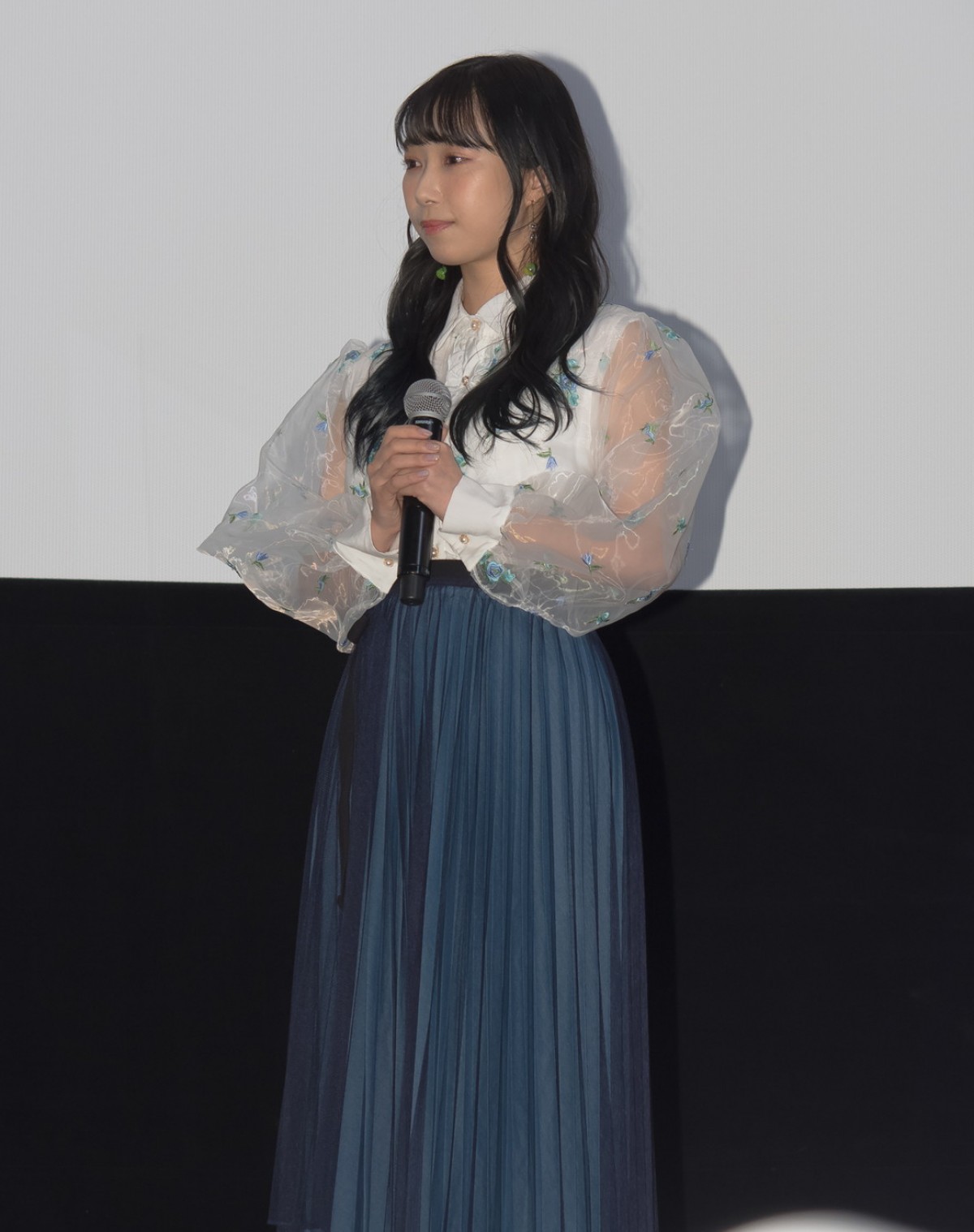 日向坂46・影山優佳、サッカー愛爆発も「しゃべりすぎちゃった」と照れ笑い