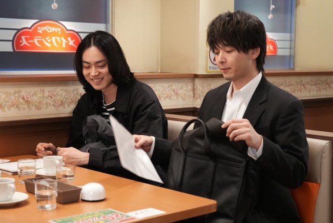 コントが始まる 瞬太 神木隆之介のメイド服姿に反響 ニーハイ美脚にも注目集まる 21年6月6日 写真 クランクイン