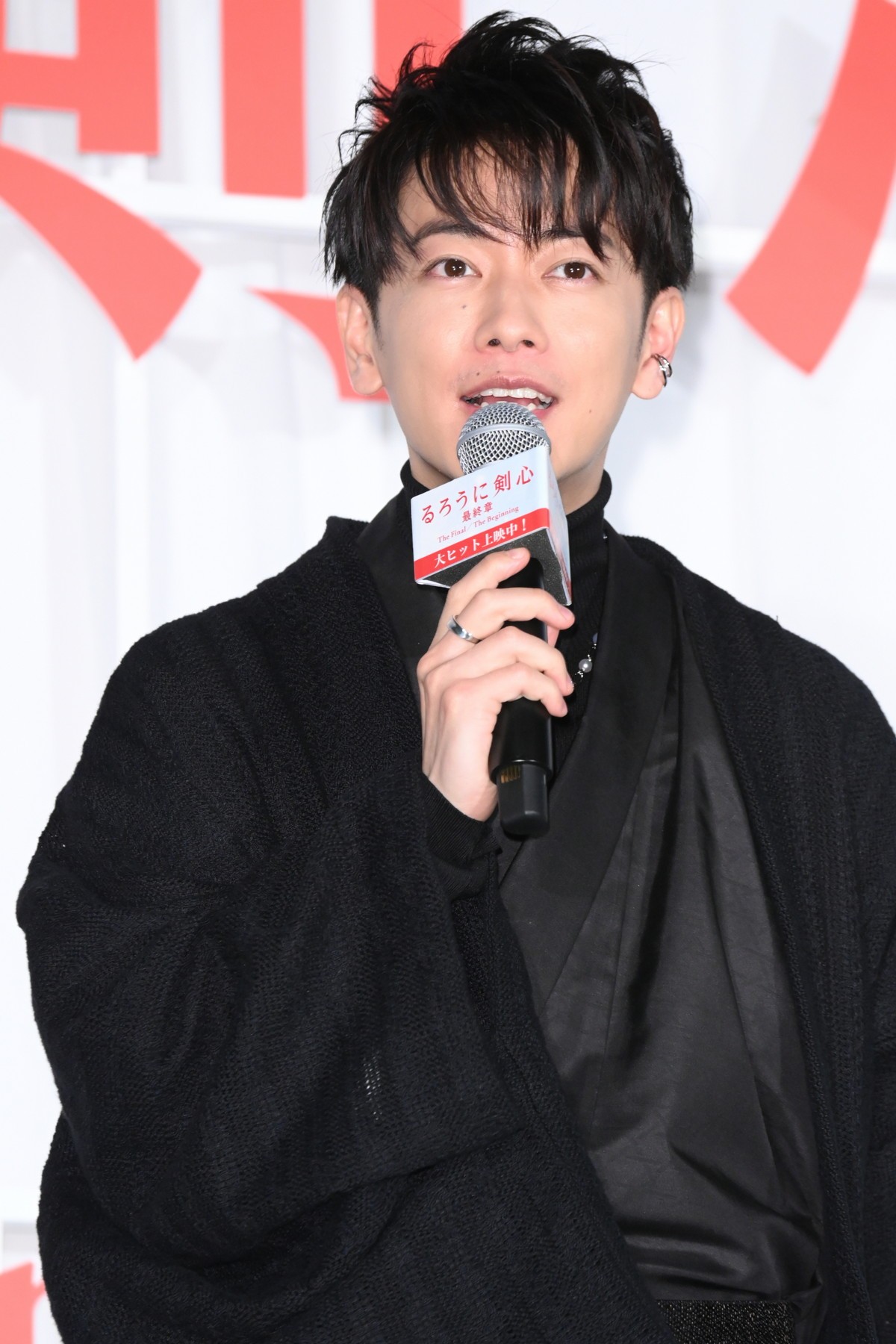 『るろうに剣心』佐藤健、有村架純の歩き方に「マスコットみたいでかわいい」
