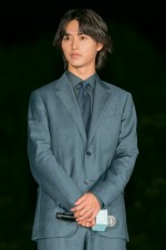 映画『夏への扉 －キミのいる未来へ－』公開記念イベントに登場した山崎賢人