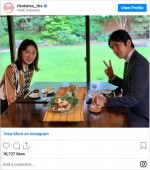 咲（北川景子）、貴也（高橋光臣）の“デイト”オフショット　※ドラマ『リコカツ』インスタグラム