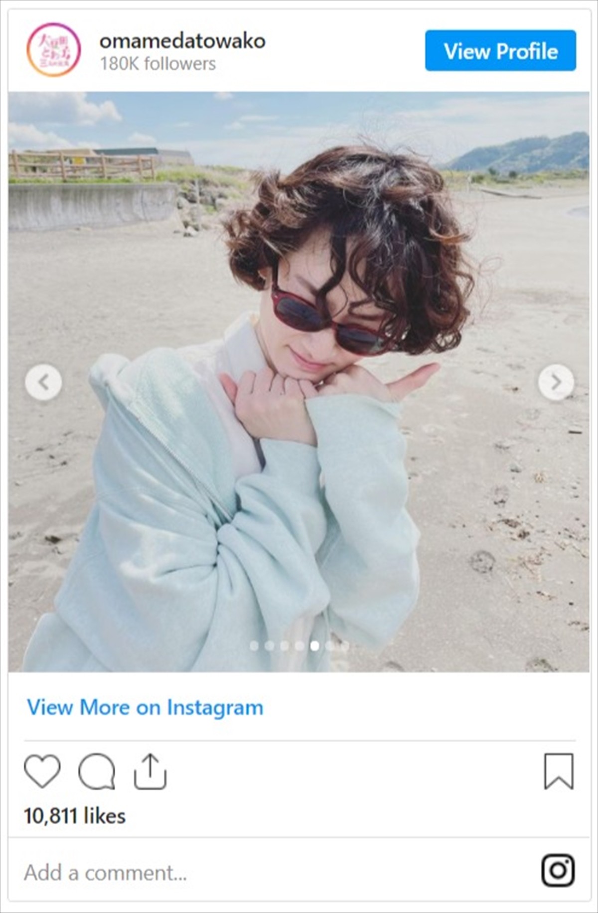 松たか子＆市川実日子、仲良しすぎる！　“とわ子＆かごめ”海辺の思い出ショットに反響