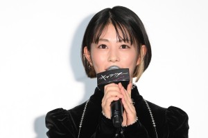 映画『キャラクター』初日舞台あいさつに登場した高畑充希