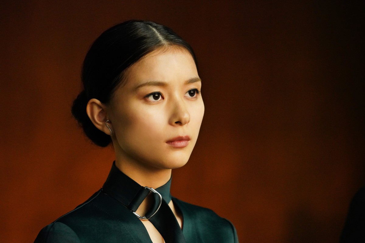 『Arc アーク』芳根京子が同じ見た目で演じ分け　＜19歳・30歳・89歳＞の場面写真解禁
