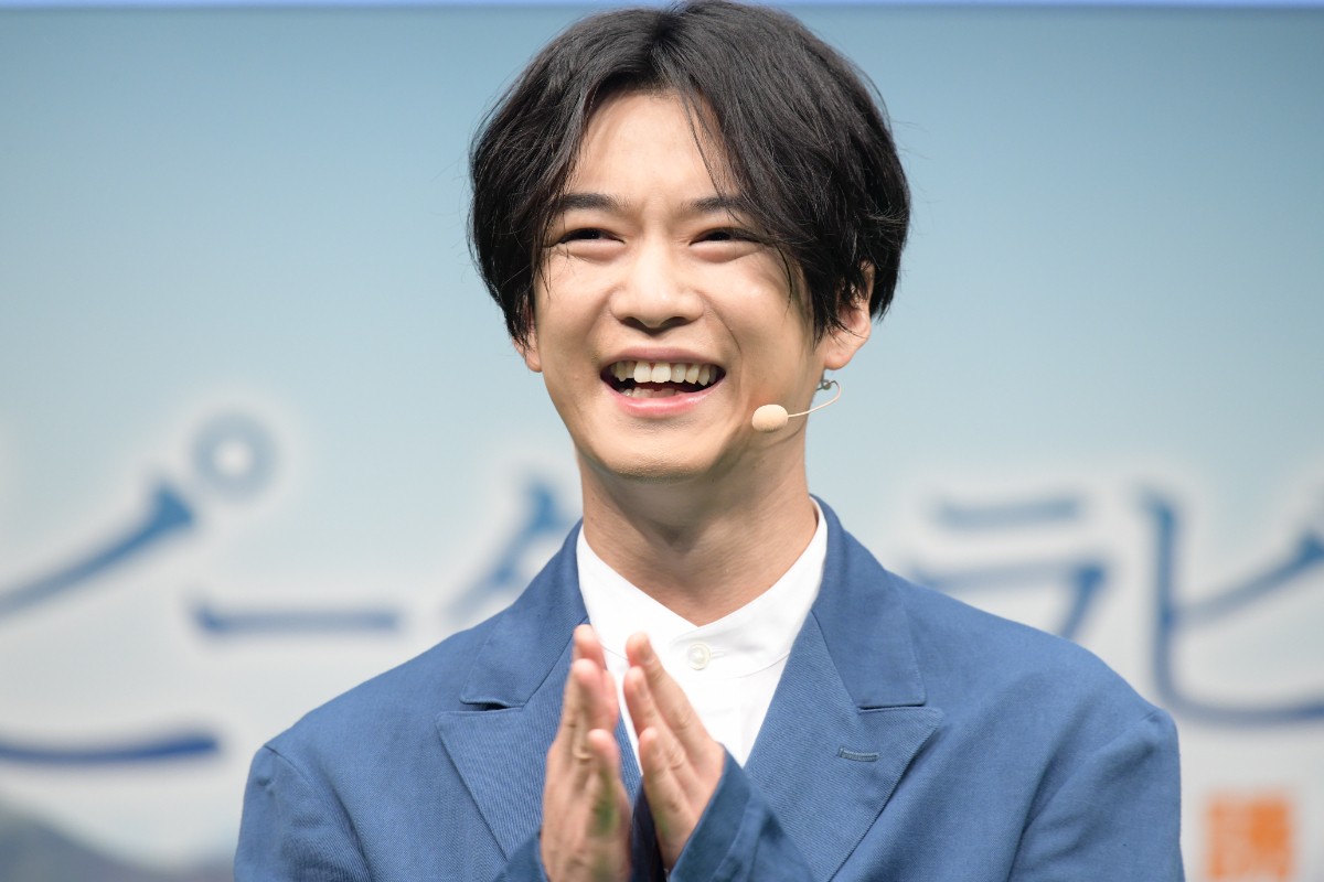 千葉雄大、ウサギに囲まれ笑顔　『ピーターラビット』新作は「根回しして、役を手に入れたい」