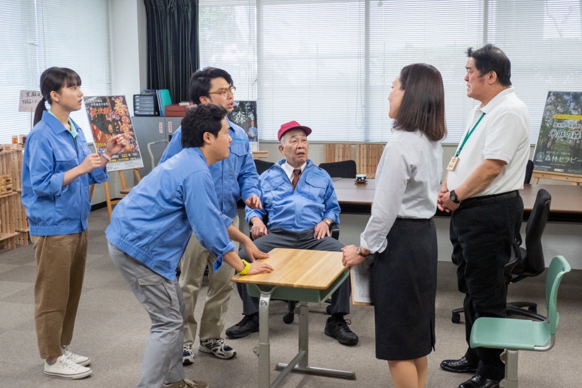 『おかえりモネ』“菅波”坂口健太郎、“百音”清原果耶へのプレゼントにモジモジ　「朝から胸キュン」の声