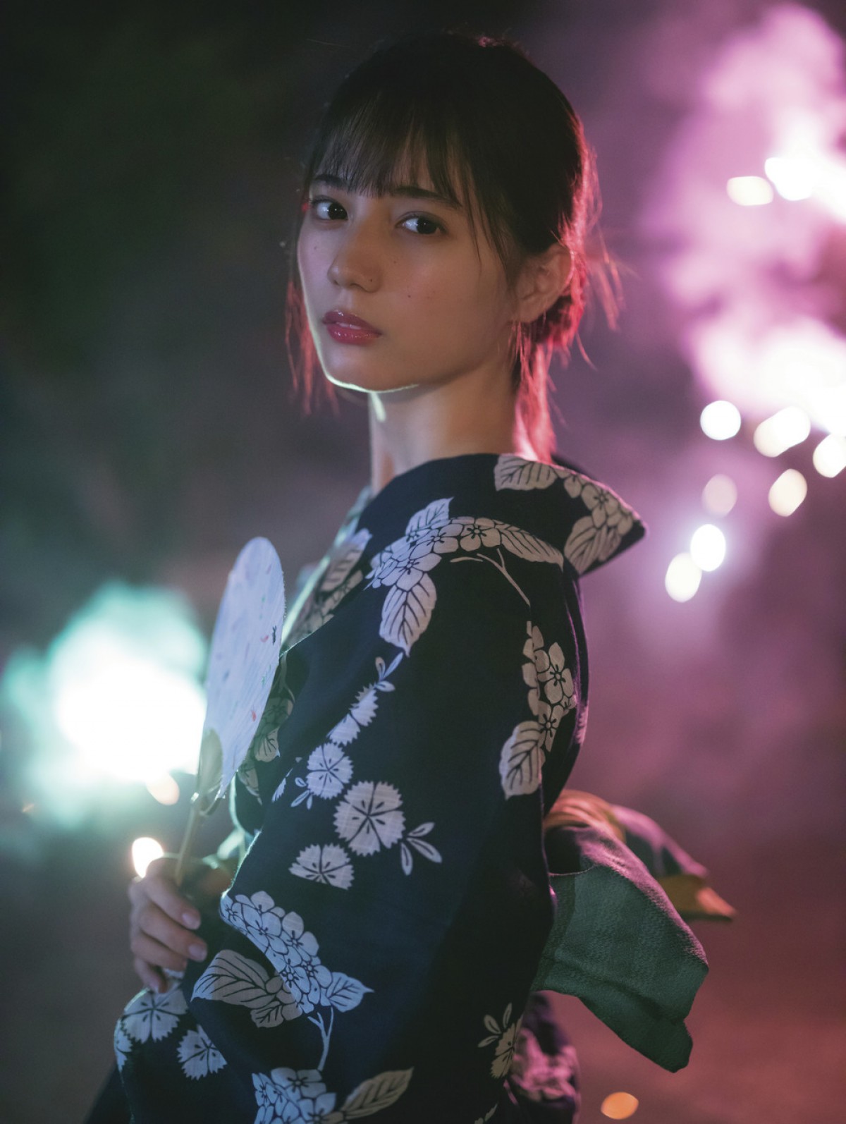 日向坂46・小坂菜緒、1st写真集へのメンバーの反応を明かす　宮田愛萌「すごい良かったよ」