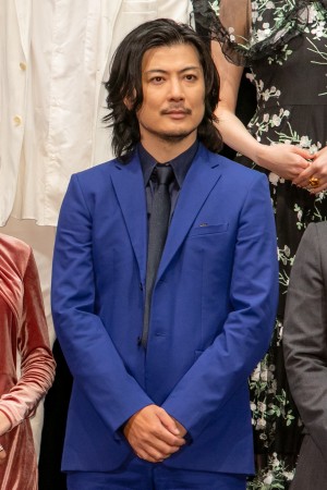 ドラマ『全裸監督 シーズン２』ワールドプレミアに登場した玉山鉄二