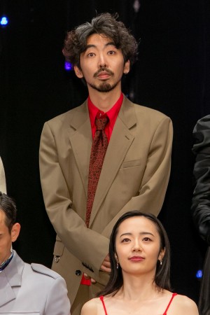 ドラマ『全裸監督 シーズン２』ワールドプレミアに登場した柄本時生