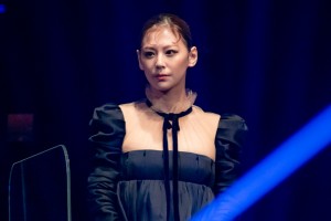 ドラマ『全裸監督 シーズン２』ワールドプレミアに登場した西内まりや