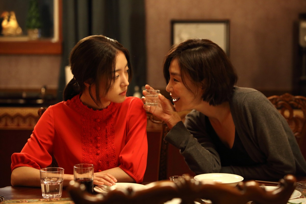 このホテルには“何か” がある　韓国3世代女優共演ホラー『ホテルレイク』公開決定