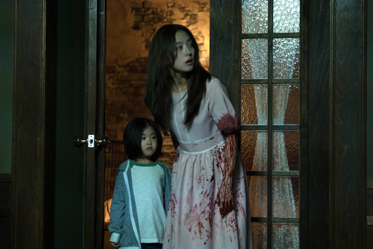 このホテルには“何か” がある　韓国3世代女優共演ホラー『ホテルレイク』公開決定